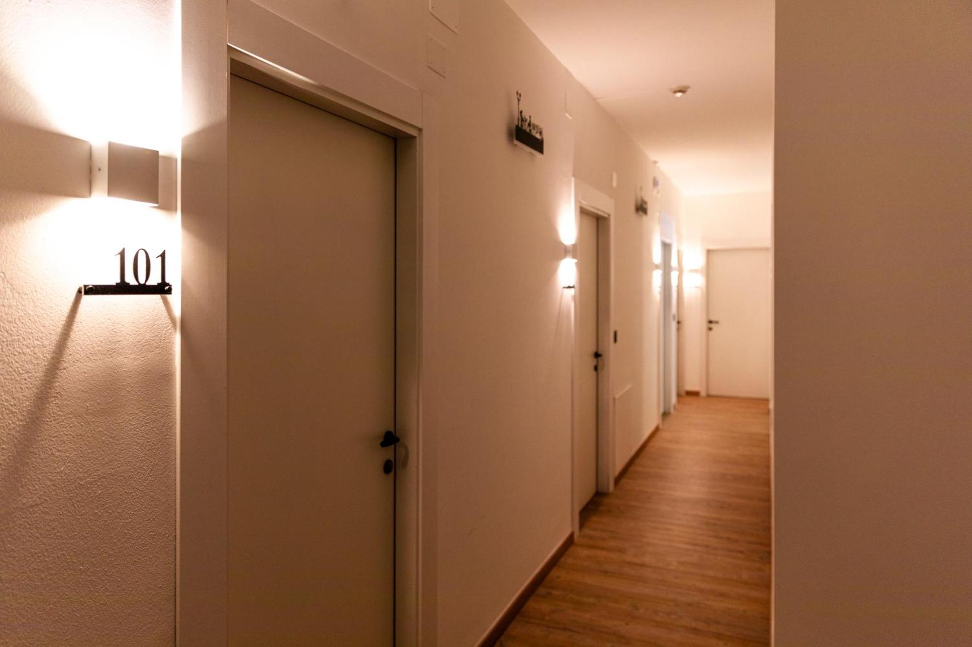 Hotel Vittoria Roncegno エクステリア 写真