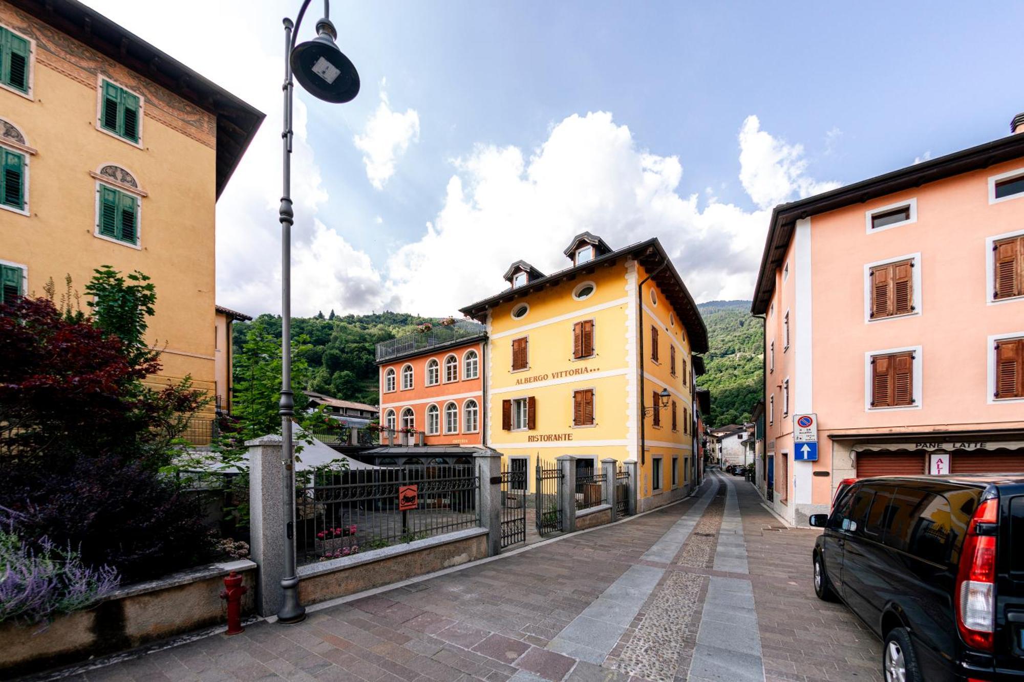 Hotel Vittoria Roncegno エクステリア 写真