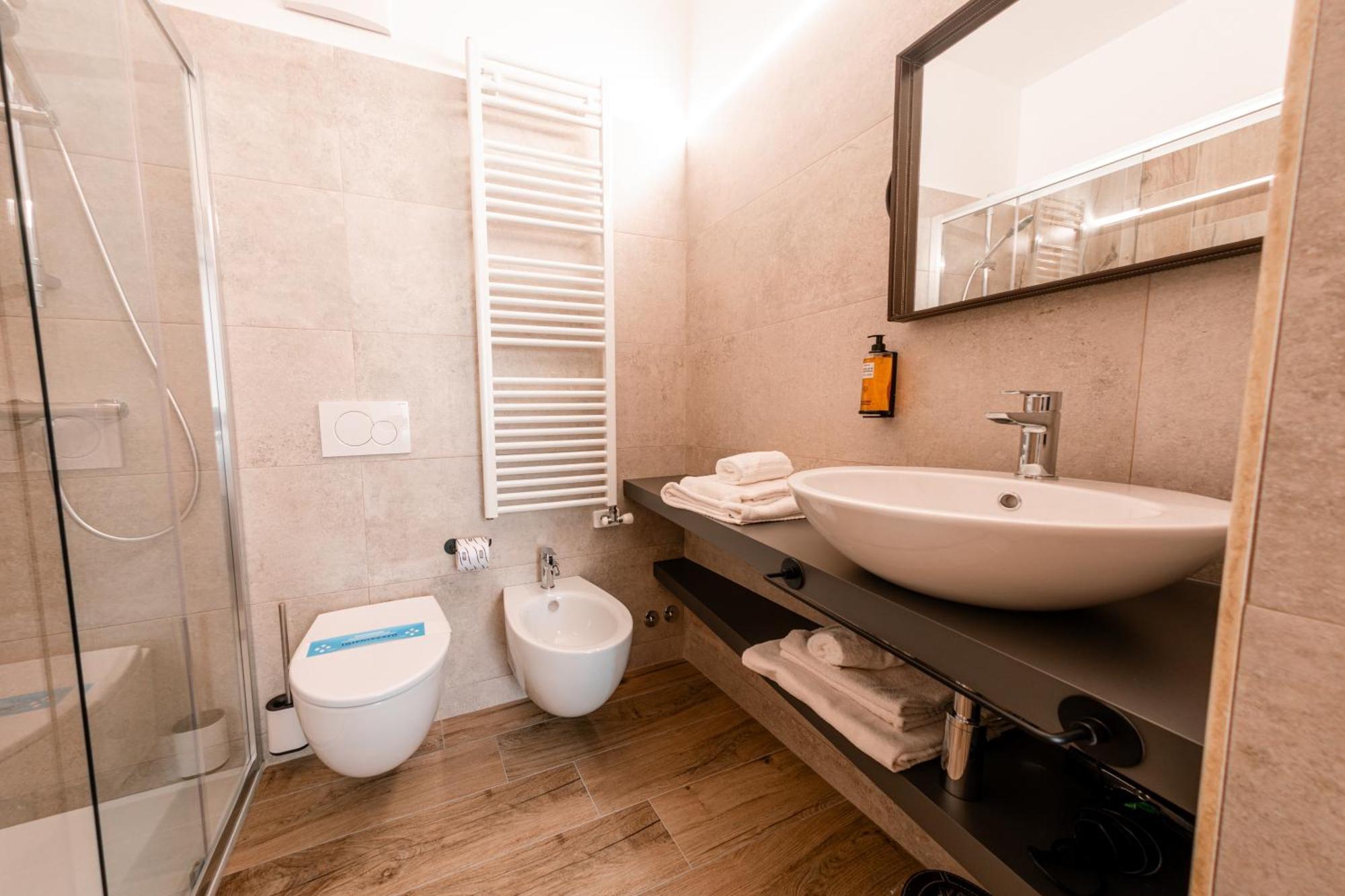 Hotel Vittoria Roncegno エクステリア 写真