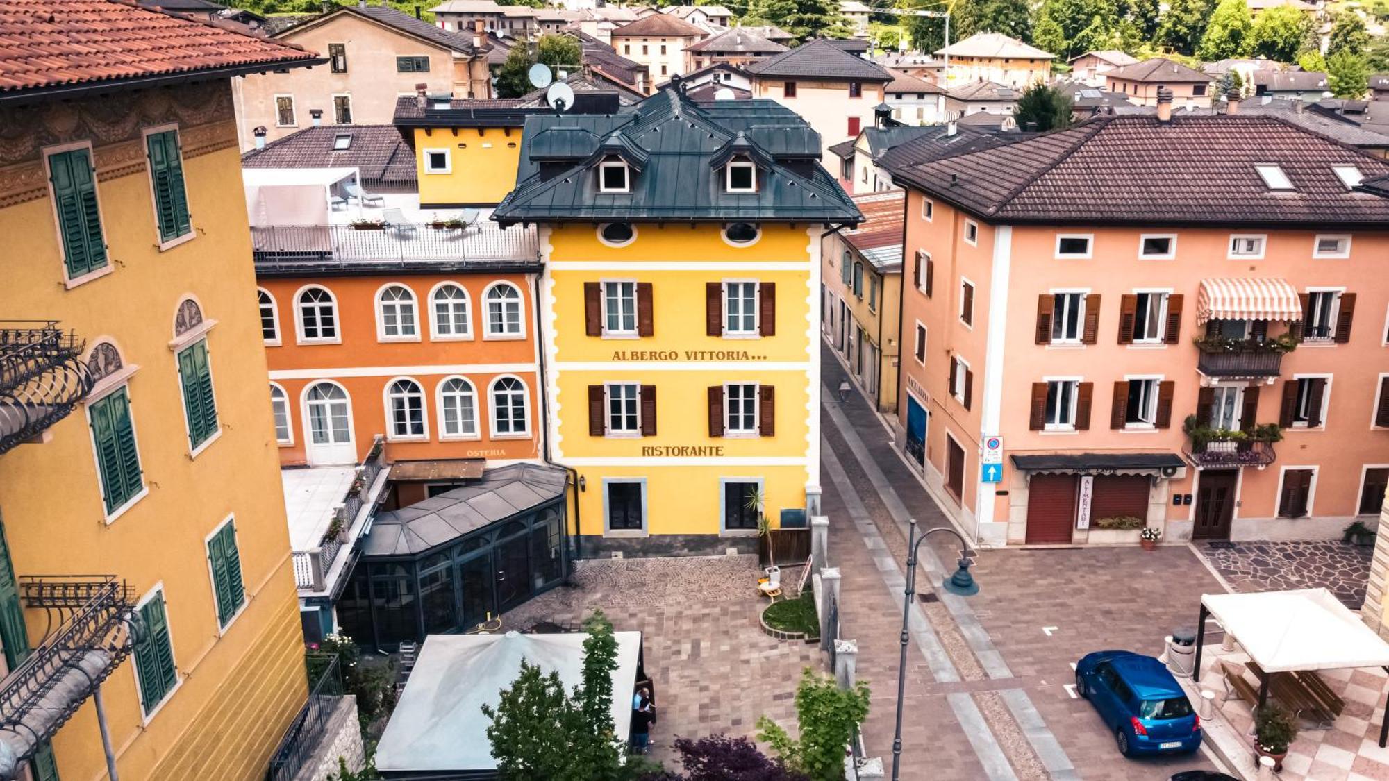 Hotel Vittoria Roncegno エクステリア 写真